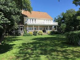 baywood bed and breakfast